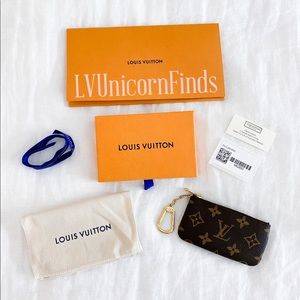 🦄 SUPER RARE!!! 🦄 LOUIS VUITTON KEY CLES